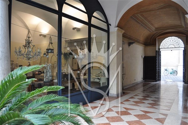 Commercial estate for sale in DESENZANO DEL GARDA, Lombardia