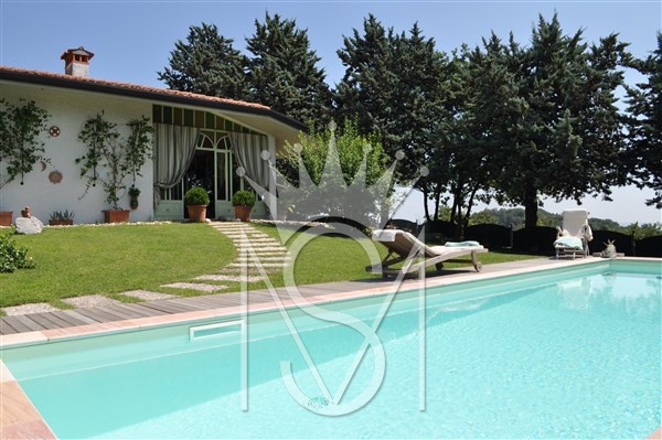 Villa for sale in SOIANO DEL LAGO, Lombardia